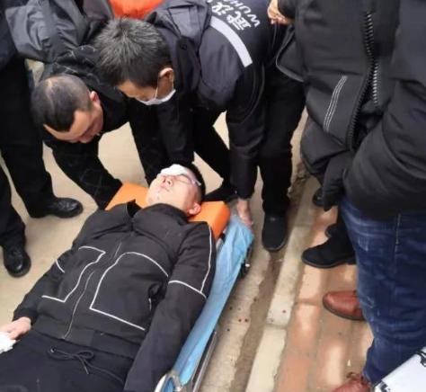 开发商打女业主后续打人者是谁,开发商殴打验房师