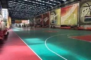 值得收藏的运动器材,运动场地免费开放