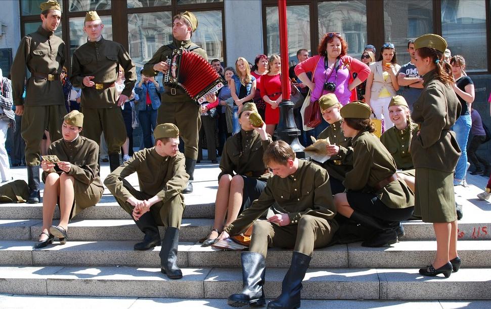 中美竞争背景下，我们每个人可能都会亲身经历一场特殊的“战争”