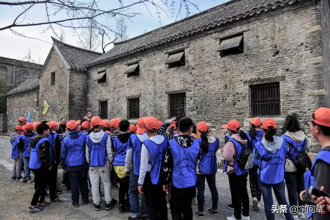 研学好时节不负好时光,和老同学一起旅游台儿庄古城