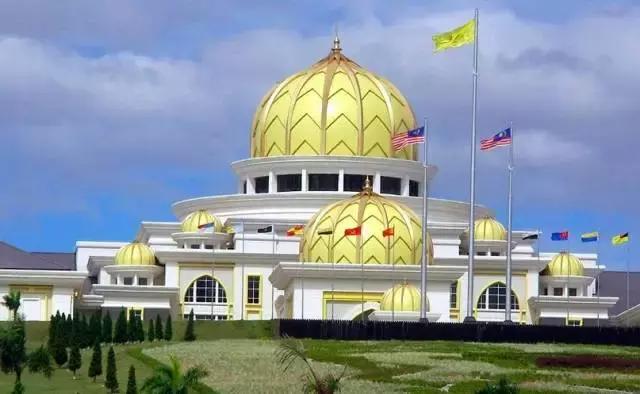 12月成都出发白菜价机票大全,4月机票低至99元