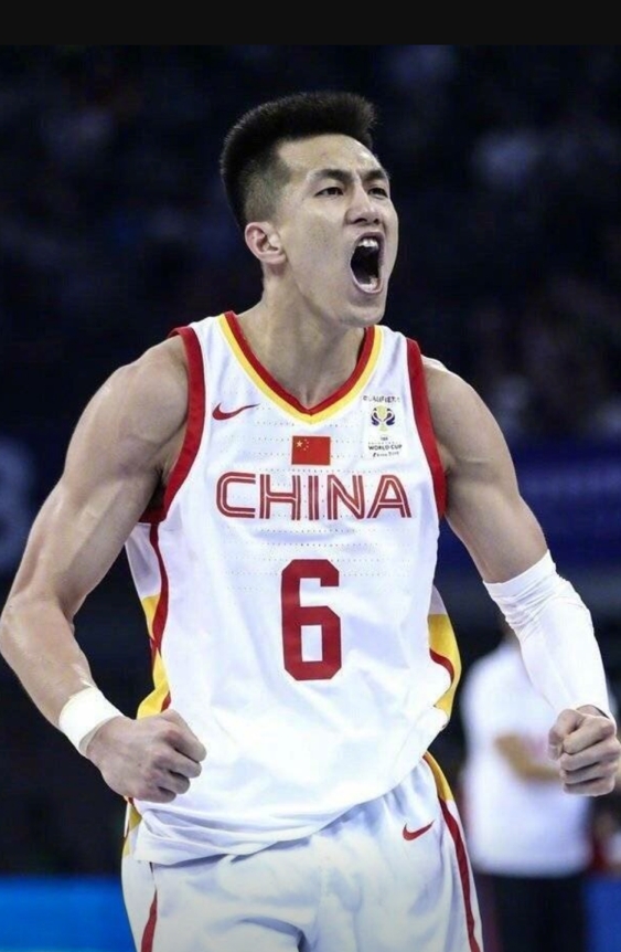 第一控卫郭艾伦精彩集锦,郭艾伦球衣真假怎么鉴别