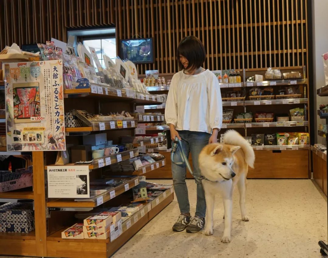 她是日本平安时代第一美人，家乡的火车和大米都以她的名字命名