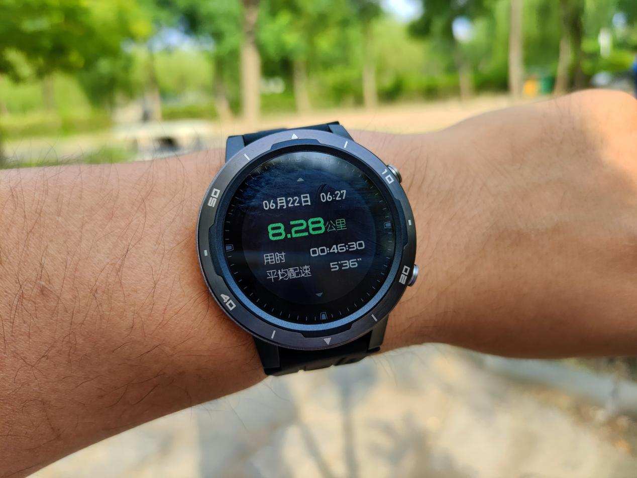 硬核升级，专为城市精英跑者打造：咕咚X3-RE精英版深度体验