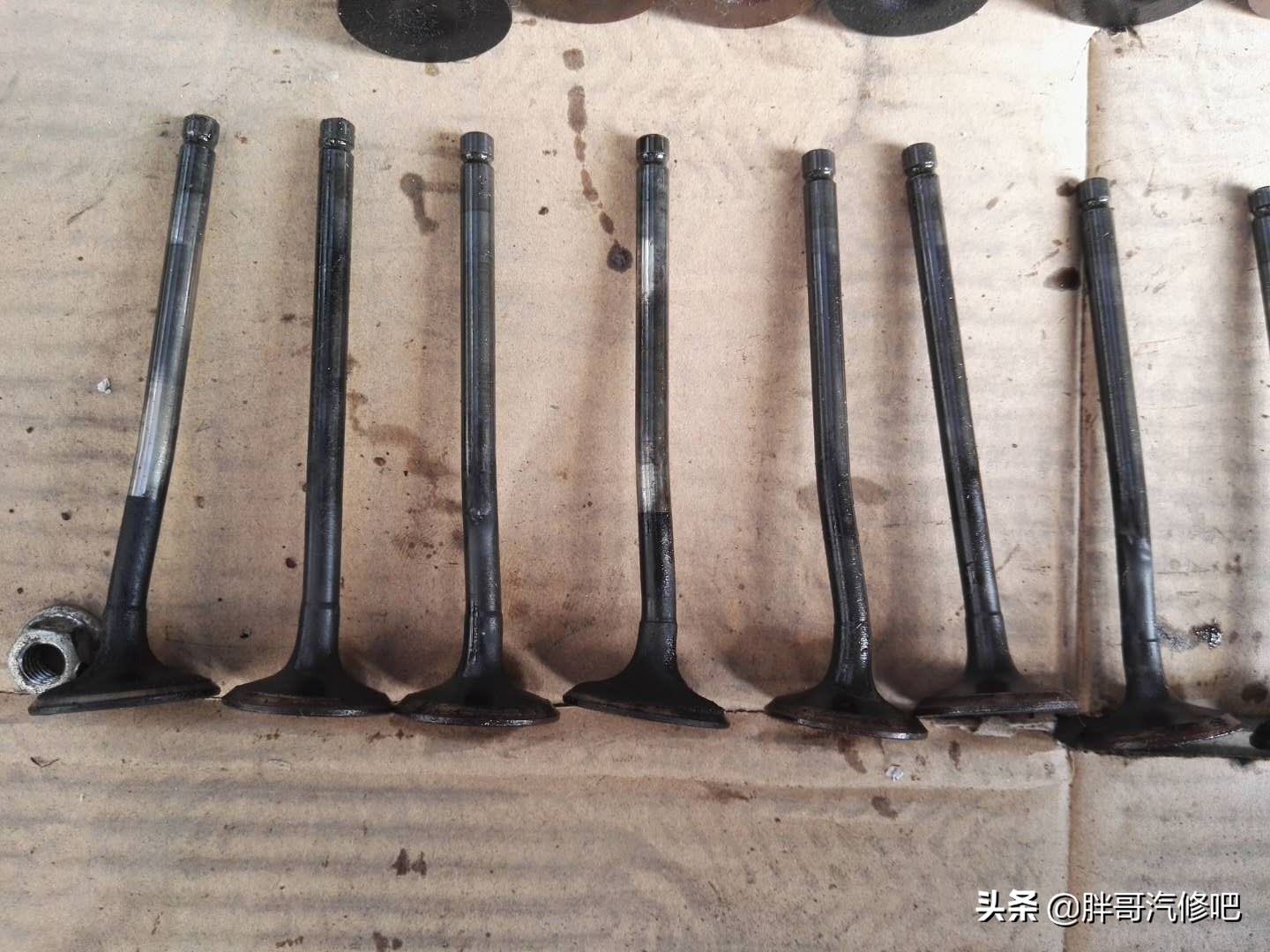 别克凯越被撞了一个坑怎么修复,凯越的发动机大修还能跑长途啊