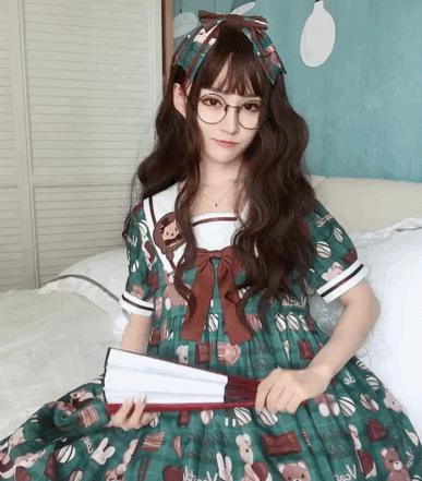 比炒鞋还“疯狂”!一条裙子凭什么能“值一套海景房”?