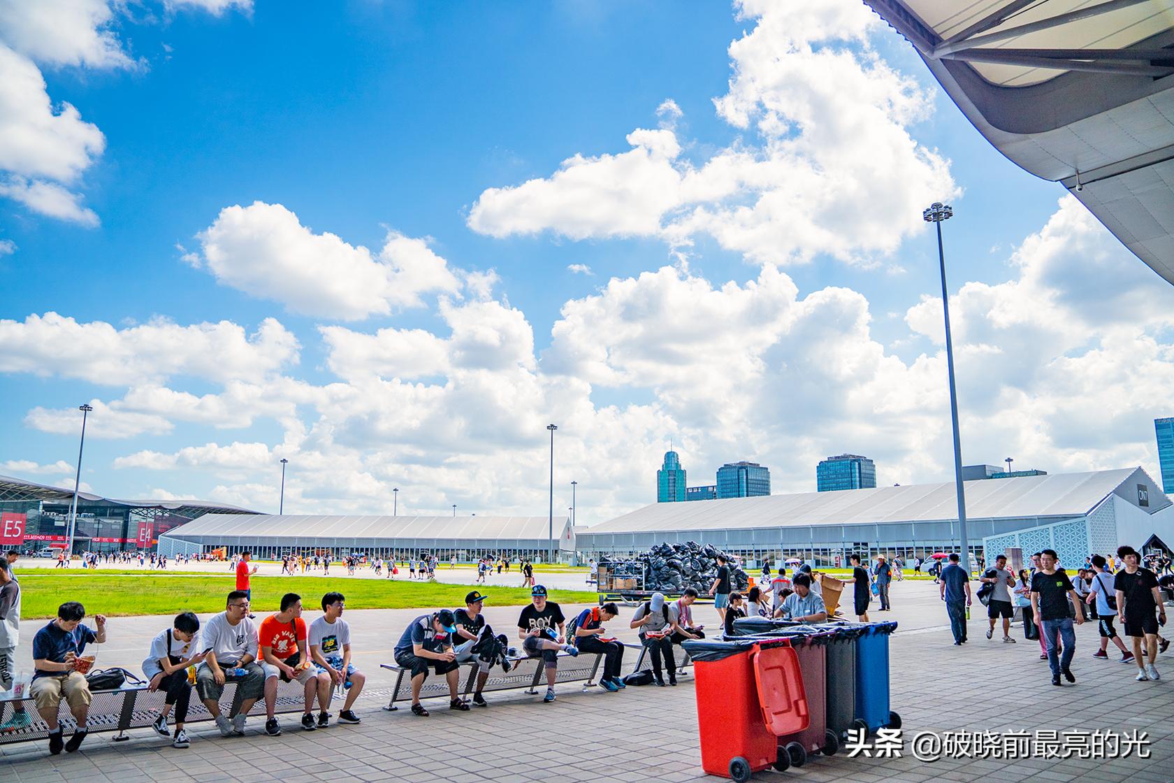 这是我见过最炫酷的电脑,这是我见过最有创意的笔记本