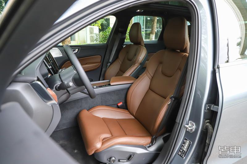 沃尔沃xc60插电混动2022年升级,沃尔沃xc60纯电值不值得买