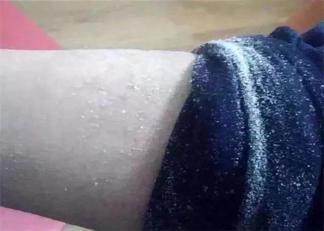 平价学生身体乳李佳琦,李佳琦烟酰胺身体乳平价