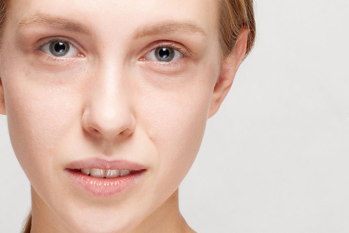 如何有效去除黑眼圈学生党,学生怎样去除黑眼圈