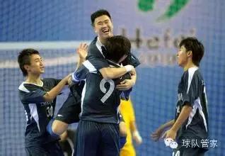 怀念和你们一起踢球的时光,爱的不是足球而是一起踢球的朋友