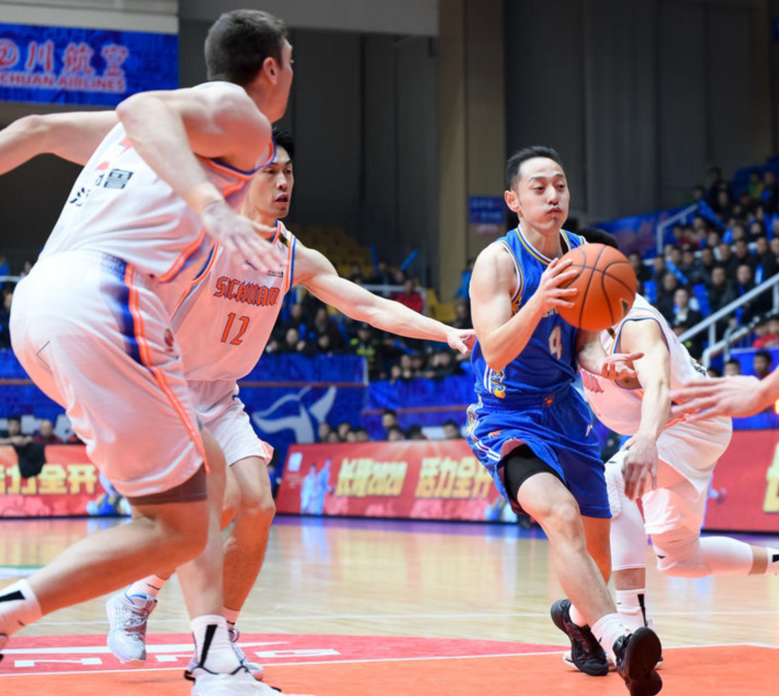 cba再现危险动作,cba再现小学生式失误