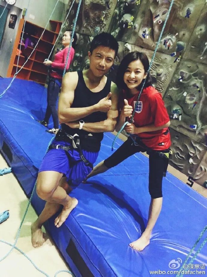 黄磊女儿黄多多健身上热搜,14岁黄多多健身完整版