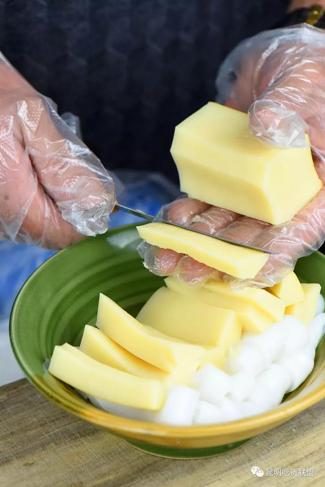 昆明豌豆粉美食一条街,昆明好吃的豌豆粉