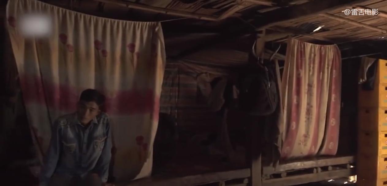 老挝阿卡族女人视频,老挝山里阿卡族女孩