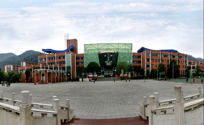 遵义各县高中2023年综合实力排名,贵州遵义排名12000可以读哪个高中