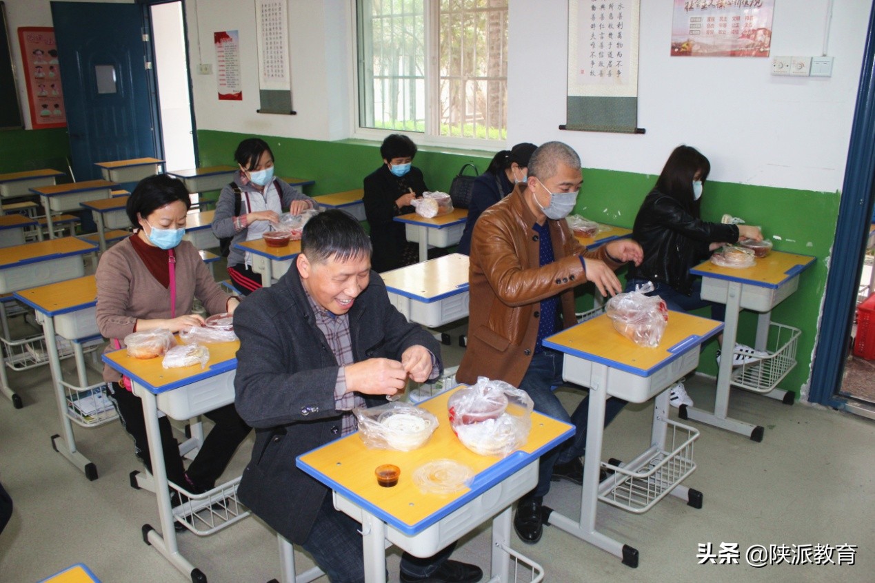复学防疫演练小学,初三开学复课演练报道
