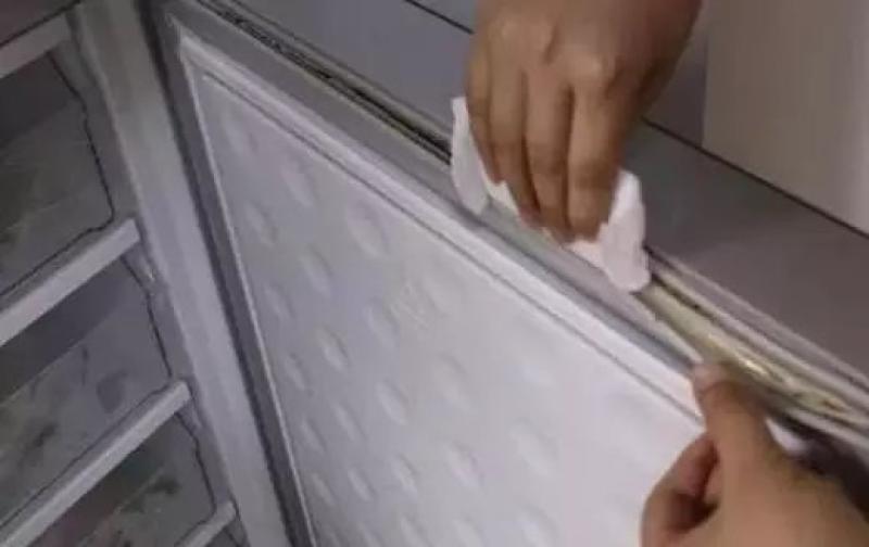 海尔冰箱门关没有吸力怎么回事,冰箱门没吸力怎么解决小妙招