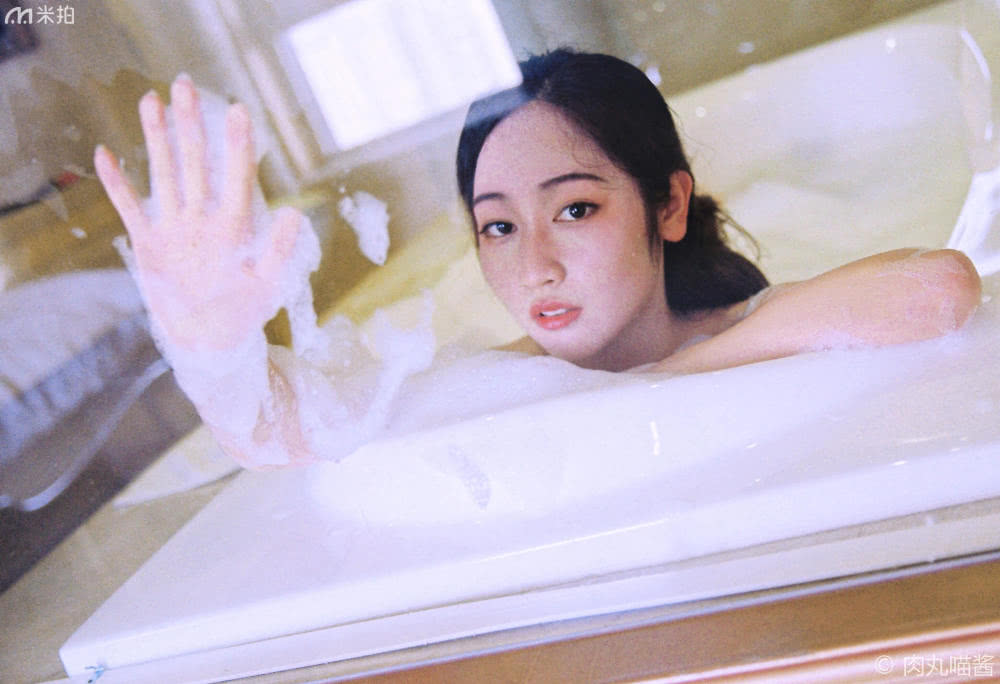 超美摄影师模特,做自己的摄影师拍自己的美好时光