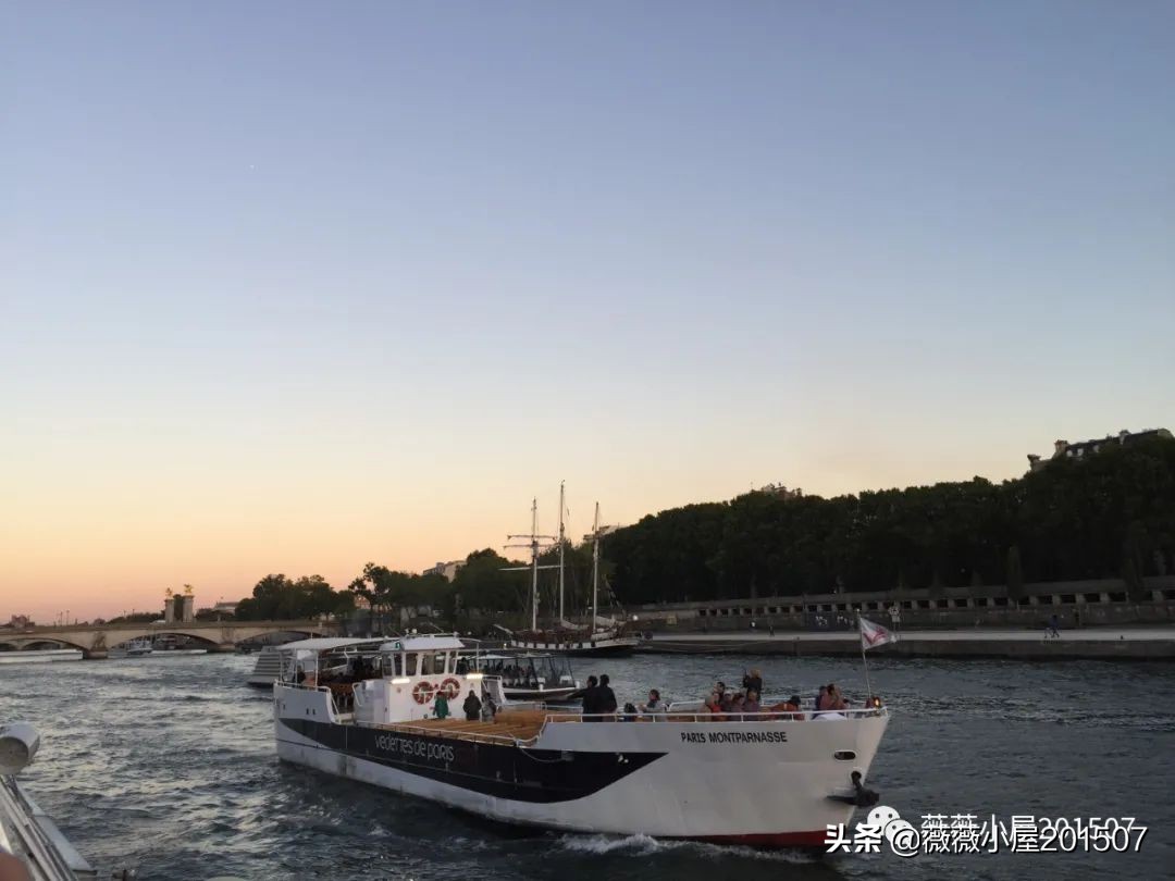 我的旅行完整版,我的旅行日记巴黎圣母院