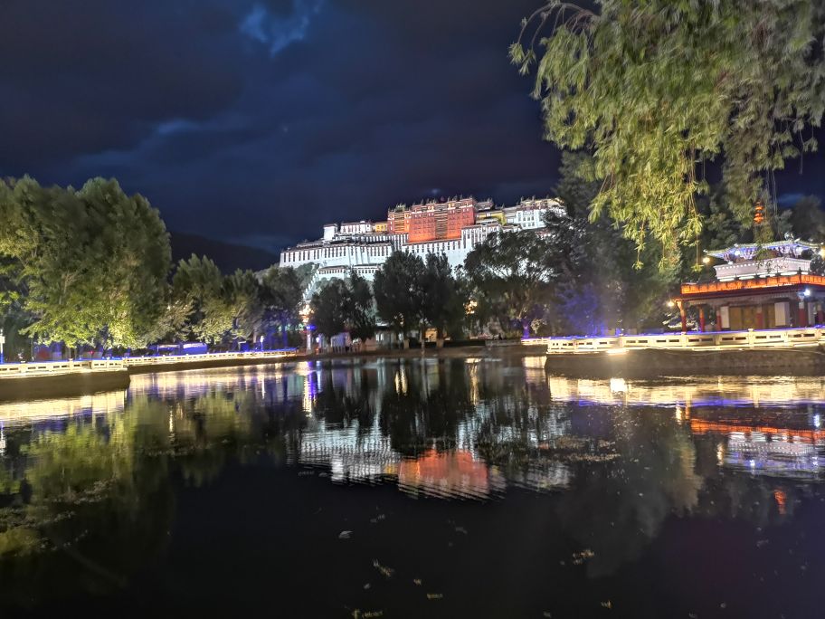 带你一起探索神秘的布达拉宫,去神秘的拉萨看最美的布达拉宫