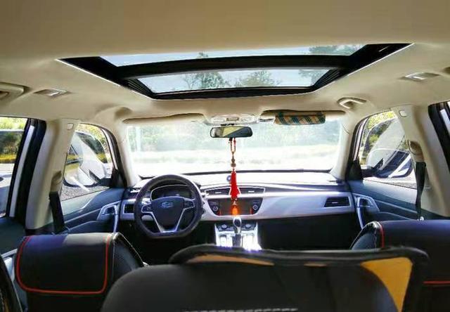 吉利帝豪好还是吉利博越好,吉利博越和吉利帝豪比较哪款好呢