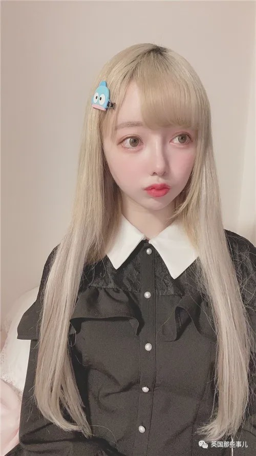 19岁少女整容成60岁大妈,女子花20w整容成网红脸