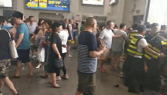 costco会员怎么赚钱,costco让顾客多花钱的小办法