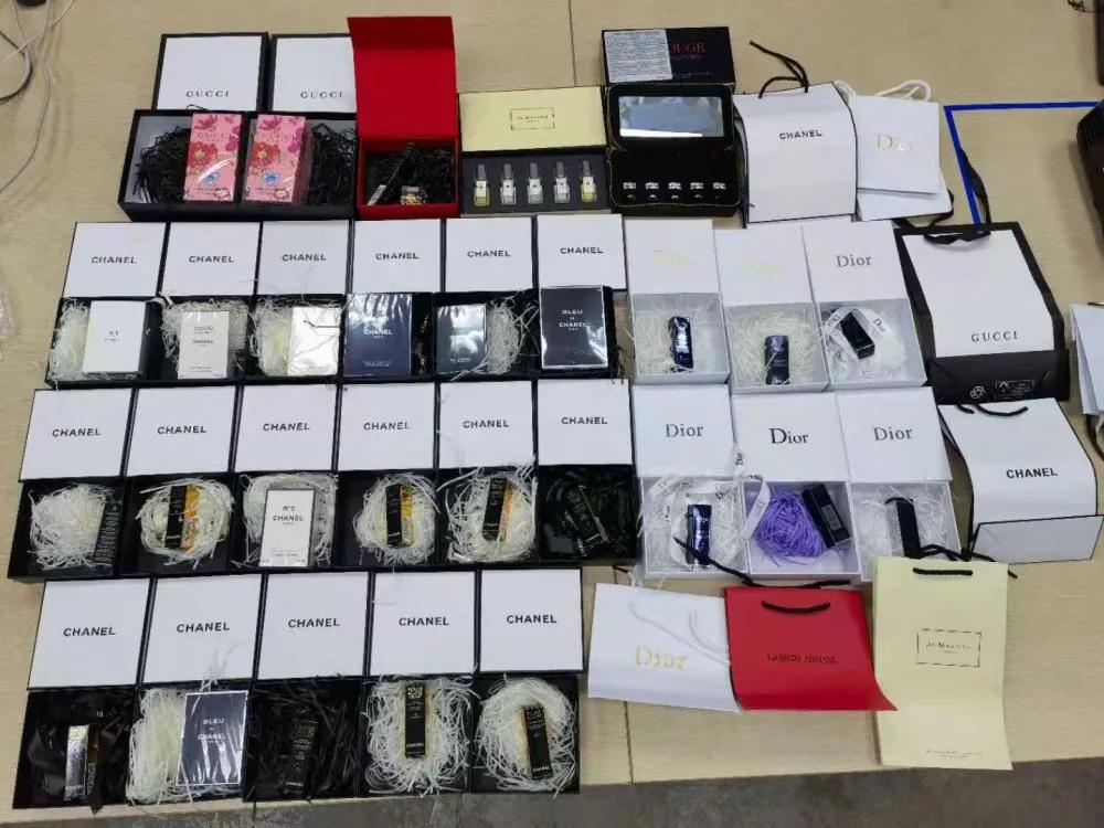 chanel鍋囪揣,鍗朿hanel鍋囪揣琚姄