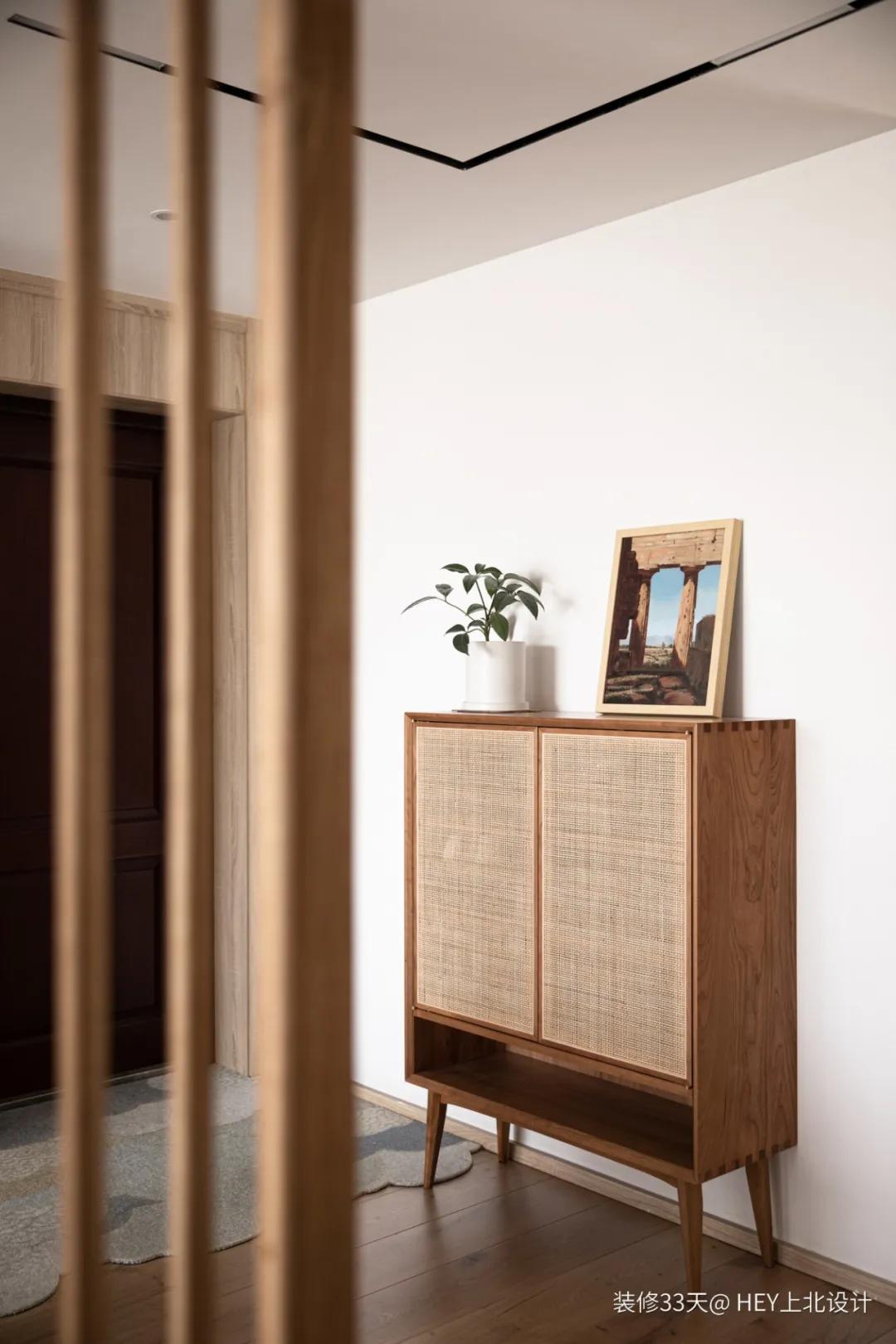 极简木材装饰,极简风装修木材