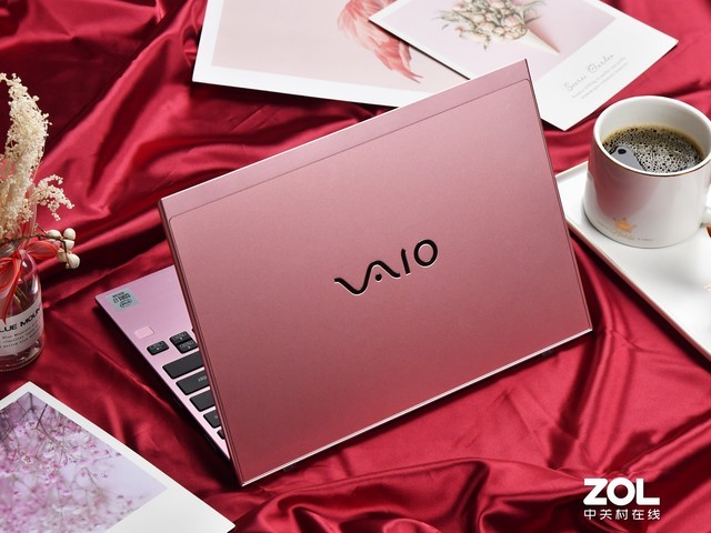 899g机身强塞六核酷睿VAIOSX12评测