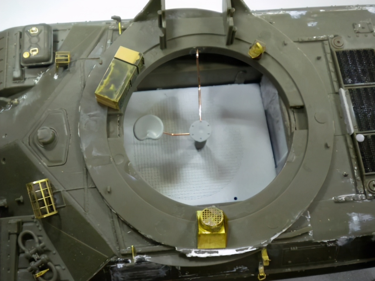 45元塑料坦克模型，精心制作半年，完工时太逼真！一万元也不卖