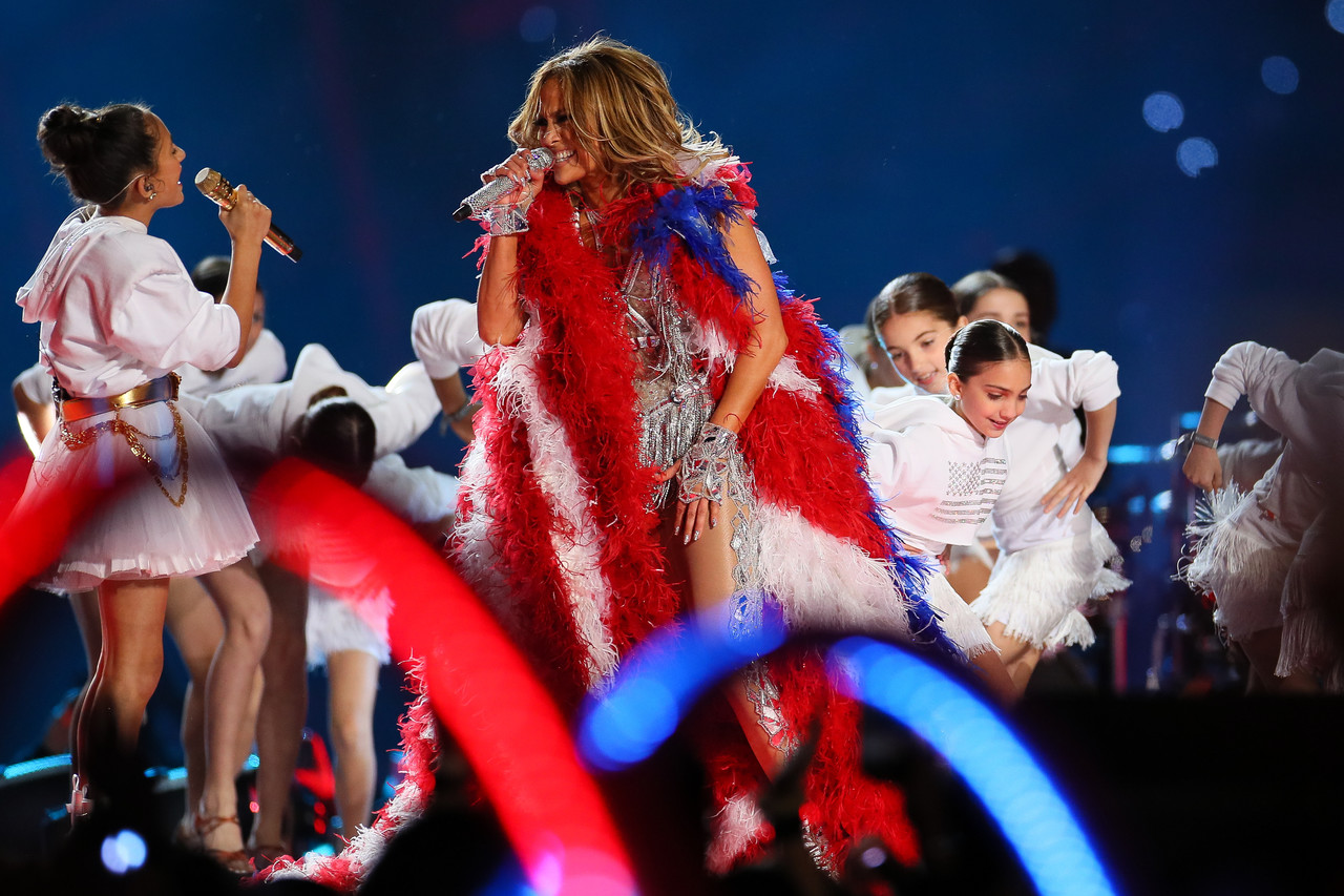 超级碗反对种族歧视,超级碗致敬詹姆斯嘘声