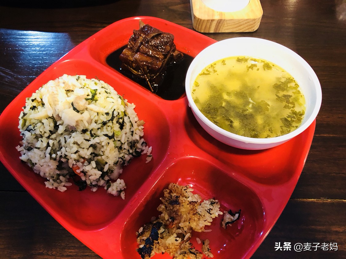 一家三口游古镇必吃网红美食,旅行攻略一个打卡超火美食景点
