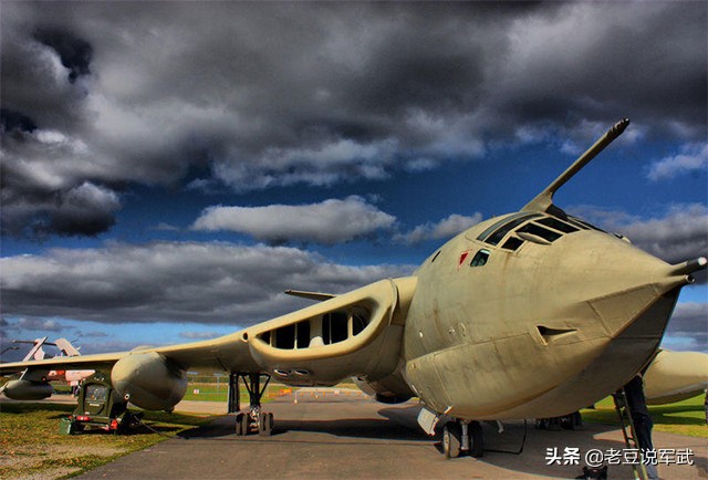 3v轰炸机哪个最强,英国3v3