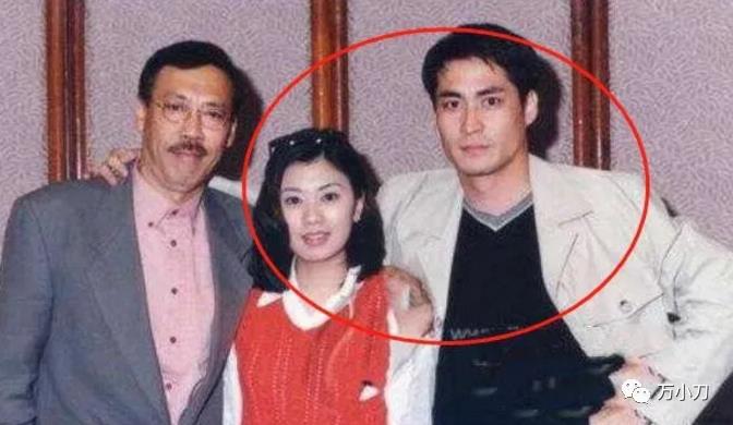 贾静雯的干爹是谁,贾静雯历任男友有哪些