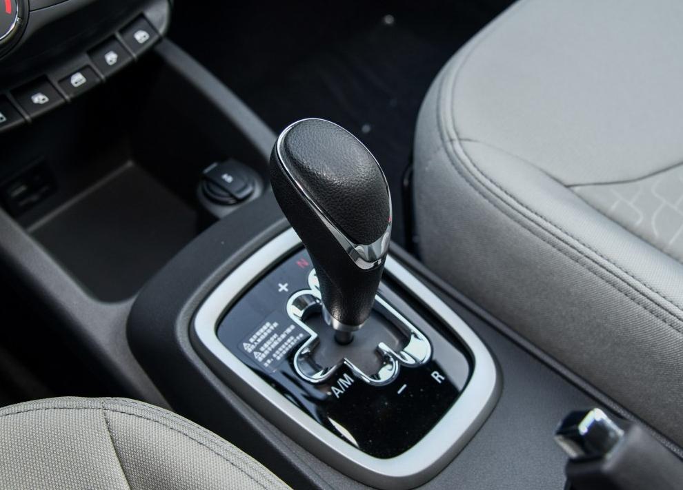 4缸10万左右代步汽车推荐一下车型,家用8-12万空间大省油4缸合资车