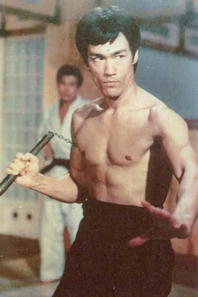 拳怕少壮，棍怕老狼，今天从达摩面壁开始科普传武养生那点事