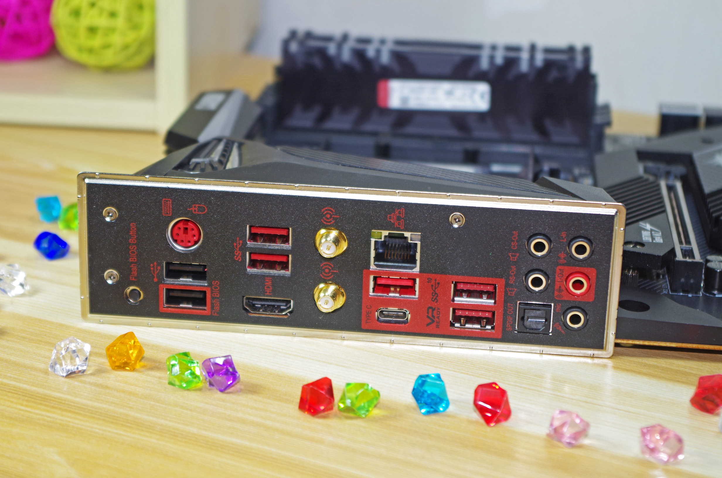 pcie插固态会占用显卡的通道么,pcie延长线对显卡性能测试