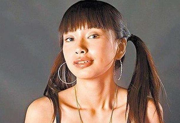 李菲儿回应翻红,李菲儿翻红成功了吗