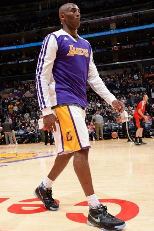 大师之路科比全套原价,科比战靴大全