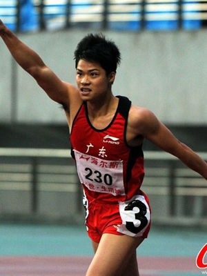 苏炳添百米9秒83打破亚洲纪录,苏炳添破亚洲百米纪录比赛视频