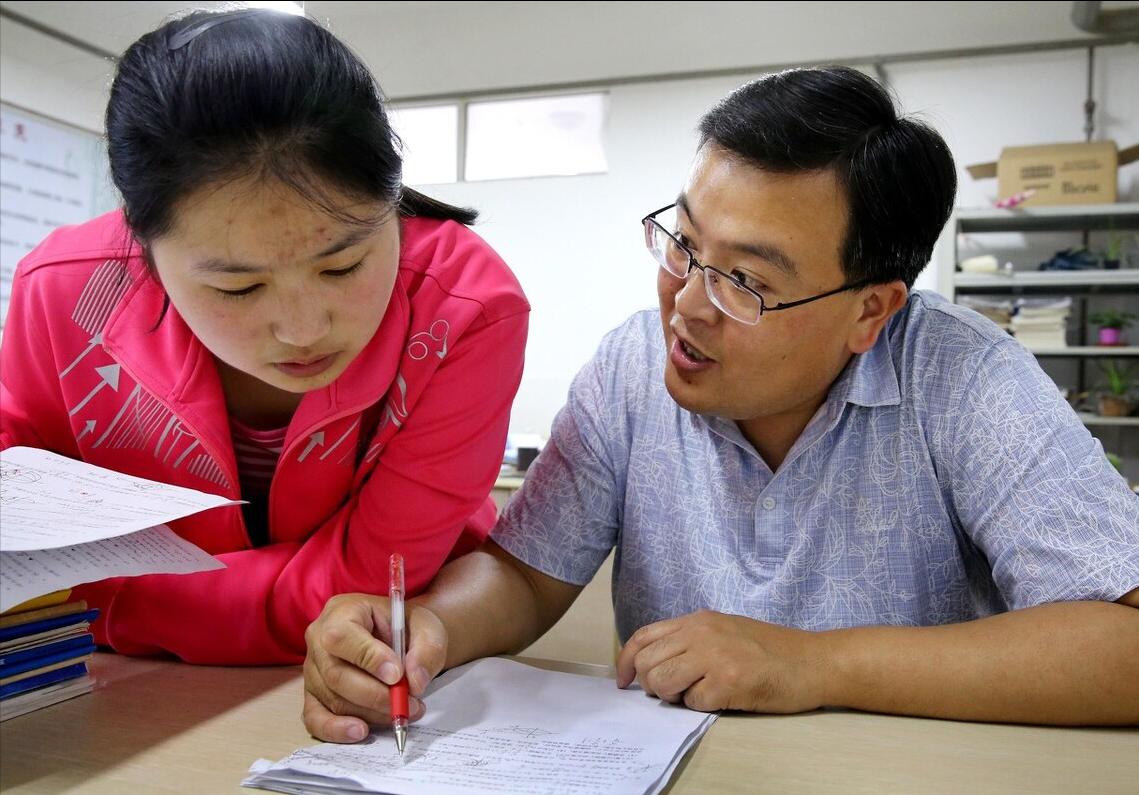 国内“退步明显”的985大学，人才流失严重，如今排名令人惋惜