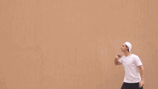 指尖陀螺回旋飞球,能在空中转的陀螺