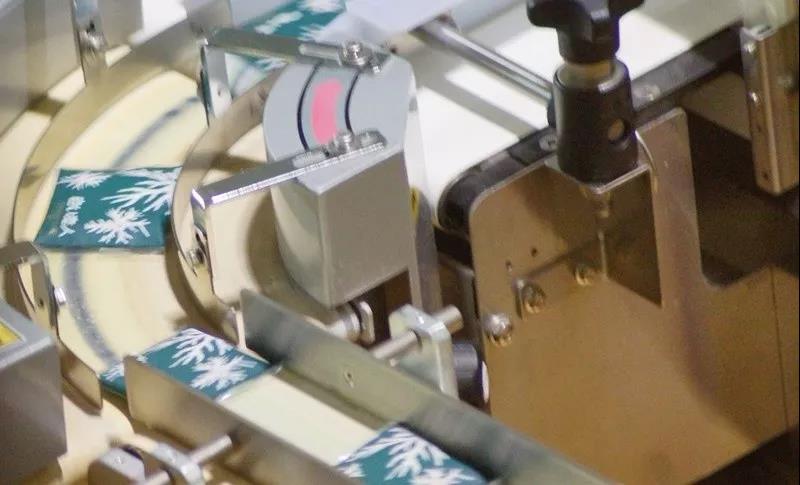 一年卖一个亿的糕点,一年可以卖一百万的小吃