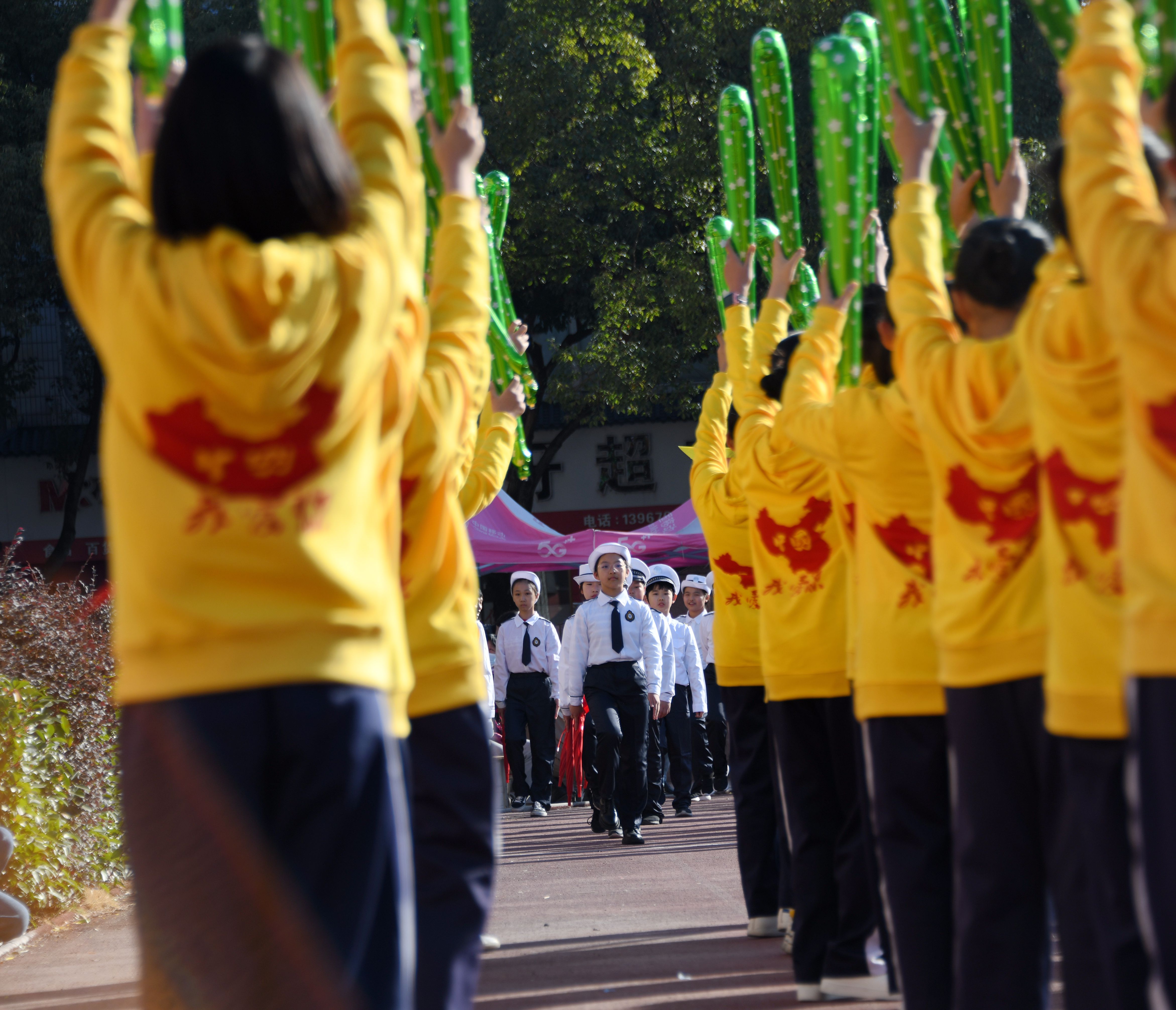 2016年仙居县中小学生运动会,学校运动会开幕式奇葩服装