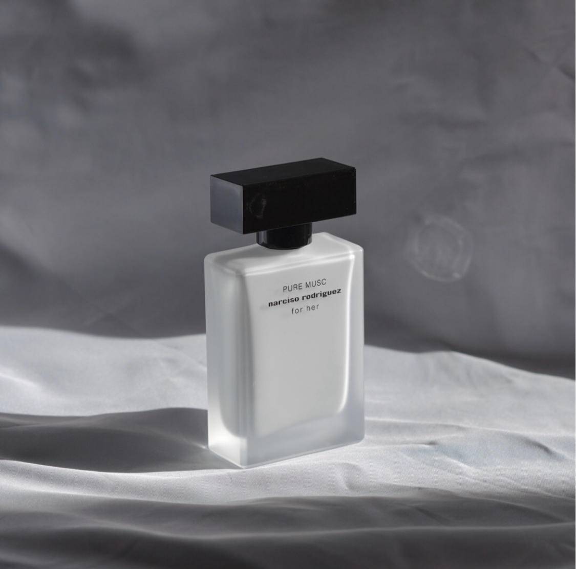 为美而生的香水女生,适合优雅自信女性的香水