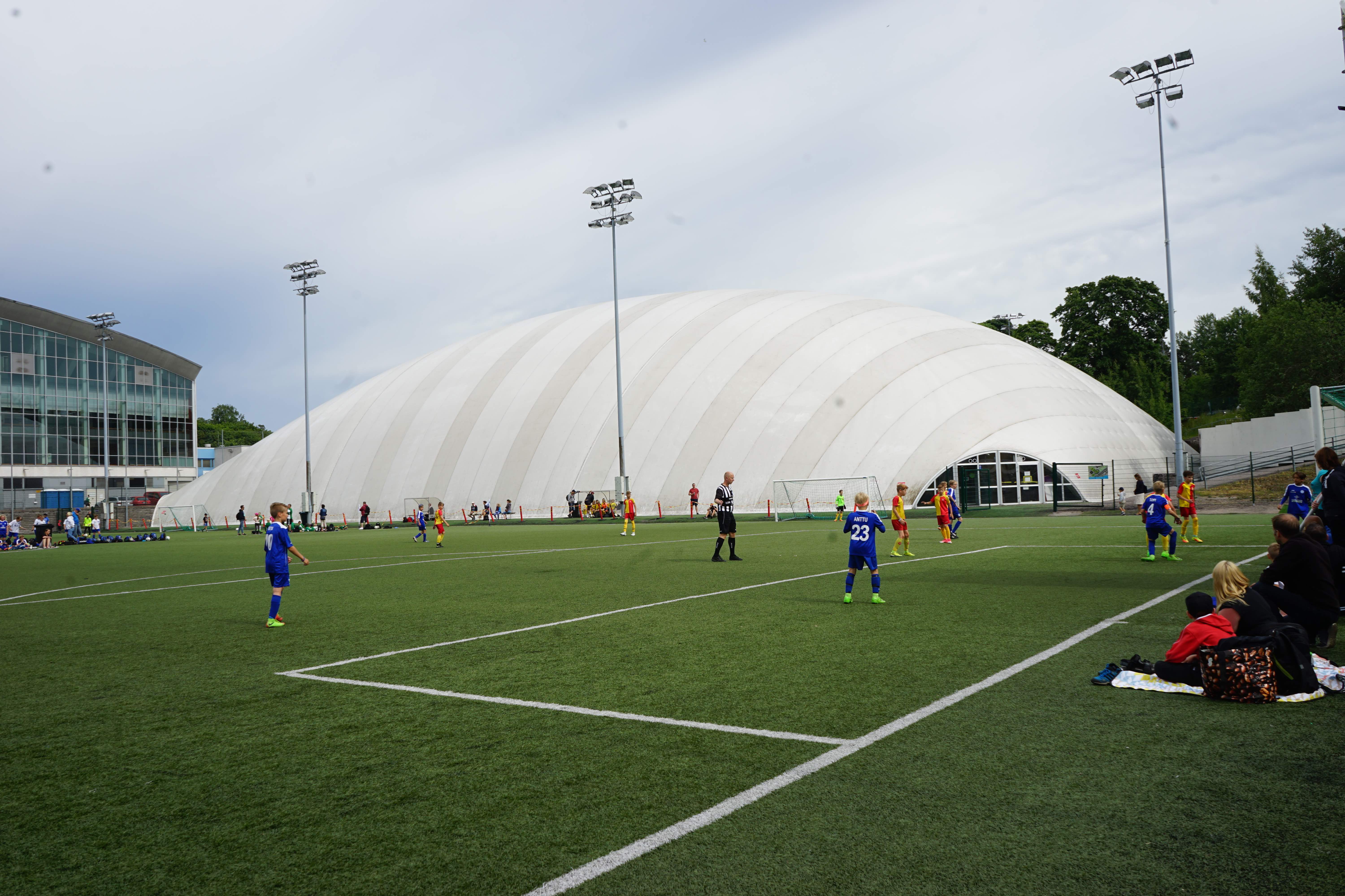 芬兰足球创历史首次进入欧洲杯正赛,一些芬兰足球的个人直接感受