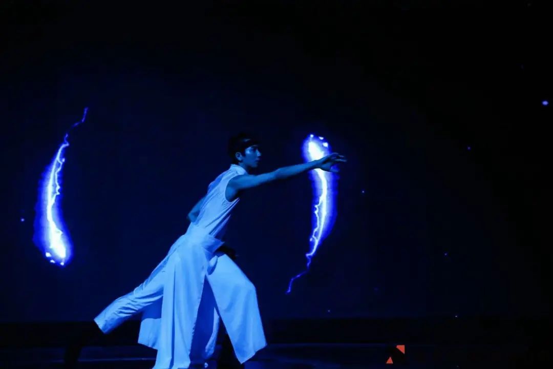 鲲鹏中国在美国otc市场实现转板,鲲澎中国有限公司上市了吗