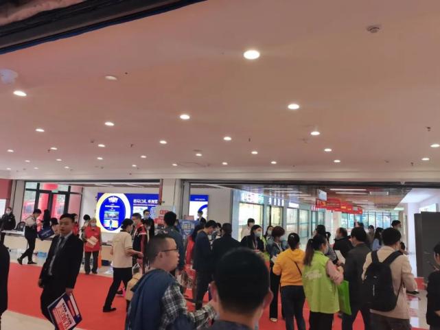 重庆城外诚灯饰,重庆城外诚国际灯饰物流中心